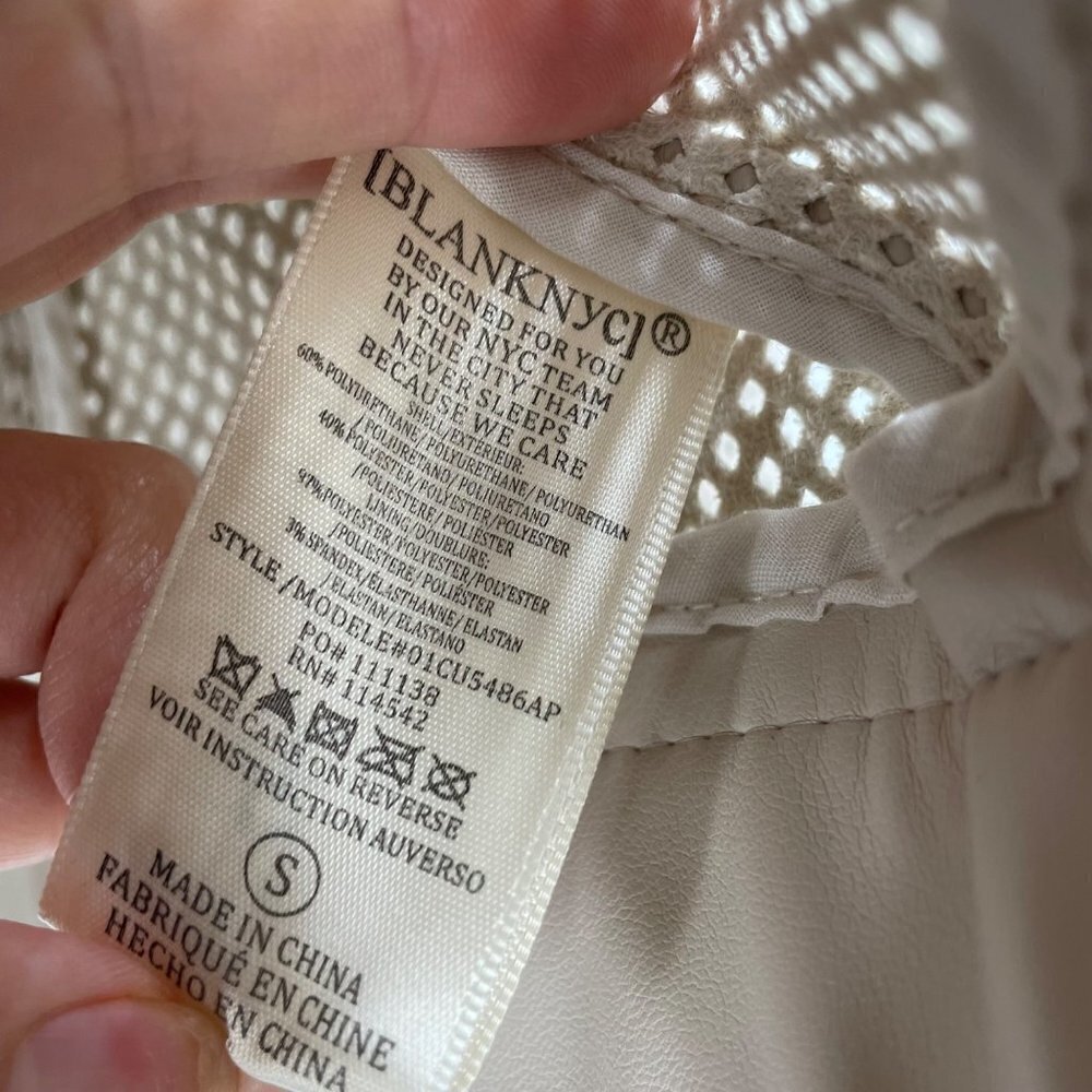 Blank NYC Imelda Cream Perforated Vegan Leather Moto Zip Jacket Womens Small - Picture 7 of 10